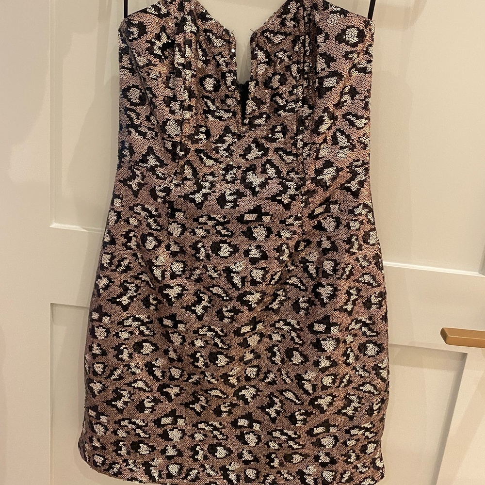 sequin sparkly mini strapless dress, never worn